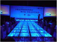 玻璃舞臺(tái)搭建—發(fā)布會(huì) 玻璃舞臺(tái)搭建—發(fā)布會(huì)